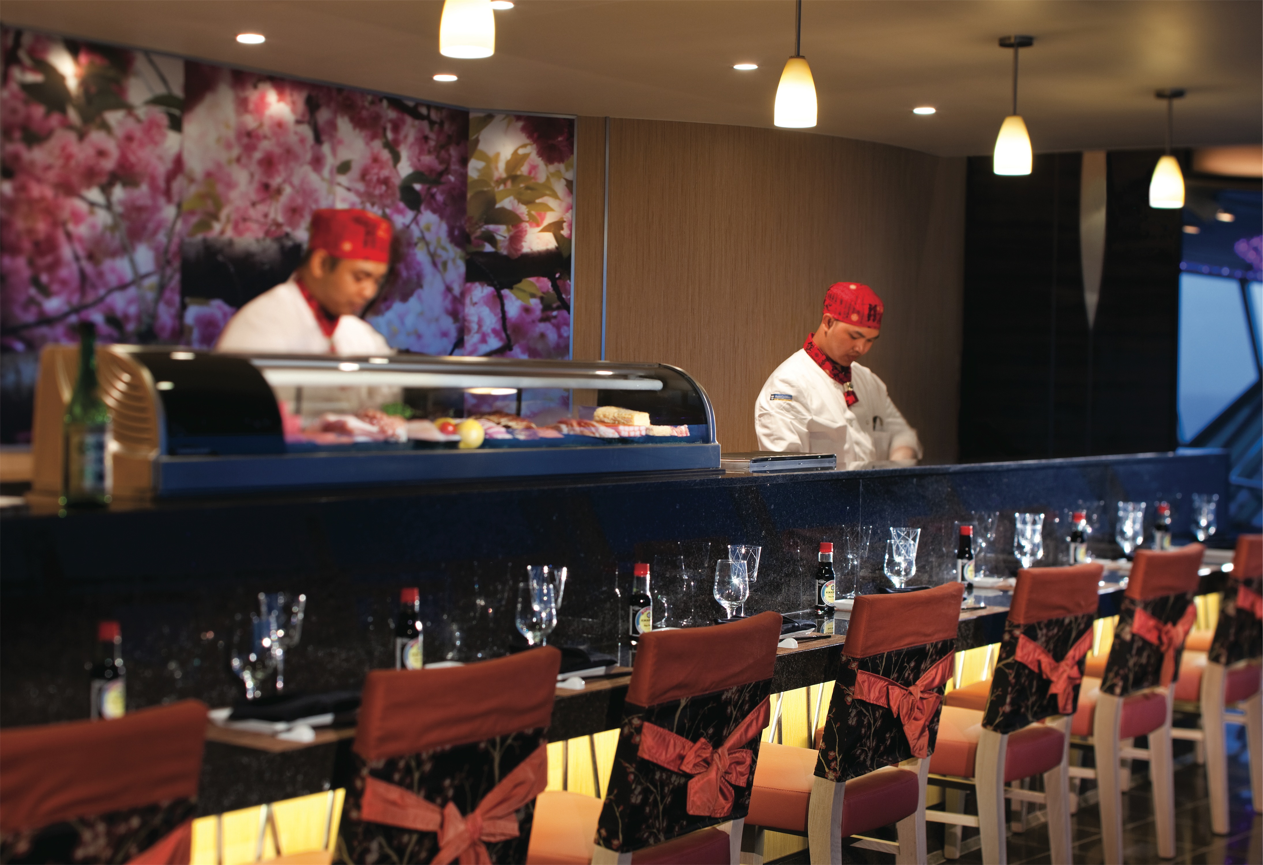 Royal Caribbean International Splendour of the Seas Interior Izumi.jpg